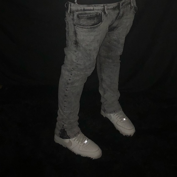 CUSTOM ONE OF ONE LEVI’S